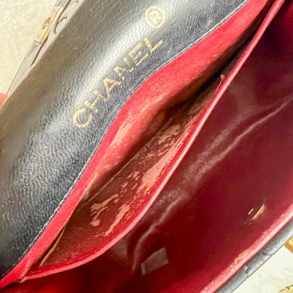 Chanel Black Quilted Lambskin Vintage Crescent Flap Bag - Picture 8 of 14